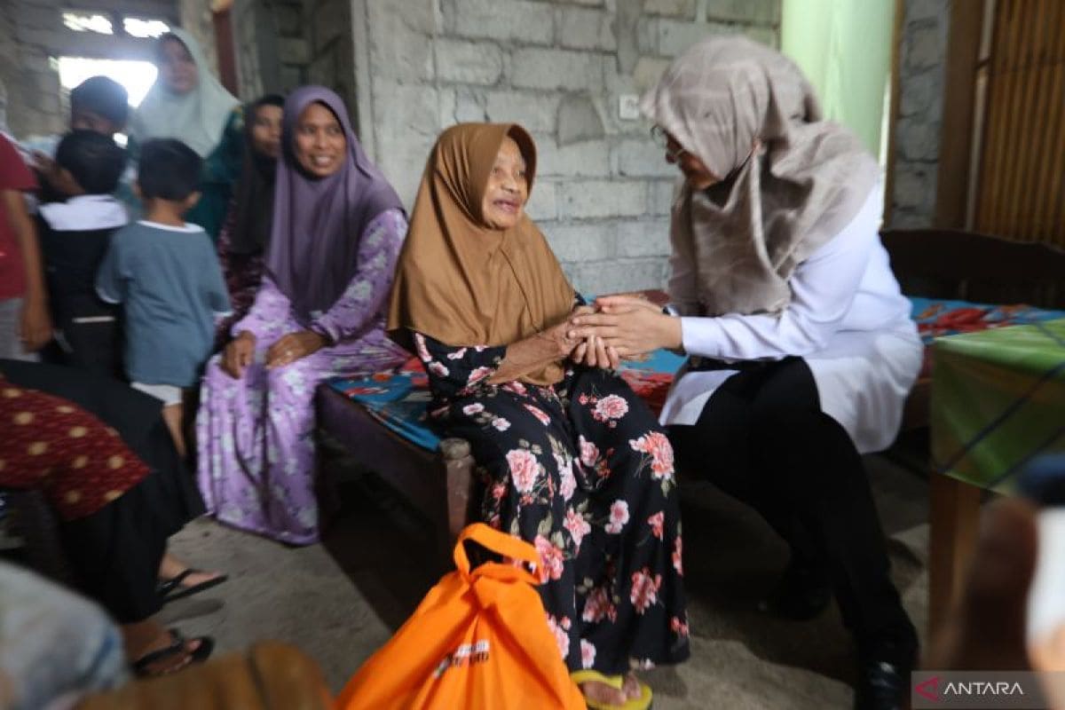 Bantuan Pangan untuk Lansia Dhuafa